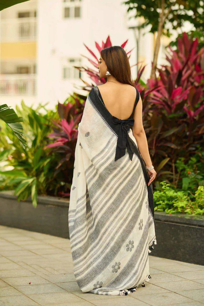 Linen Cotton Saree with Blouse Piece, Temple Border Design